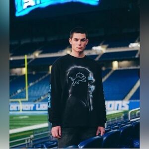 Eminem x Detroit Lions Capsule Silhouette Long Sleeve Shirt Men’s Medium NEW